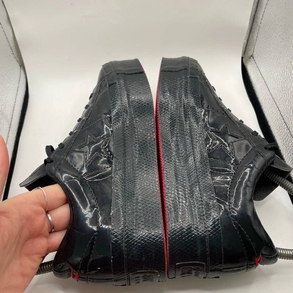 Converse gently used